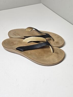 Olukai Nonohe Thong Sandals Leather Tan Rubber Black Straps Women's 7